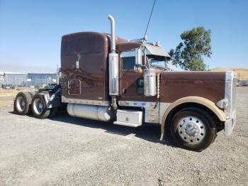  Salvage Peterbilt 379