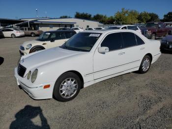  Salvage Mercedes-Benz E-Class