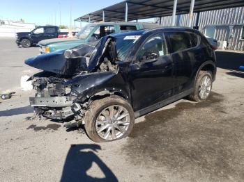  Salvage Mazda Cx