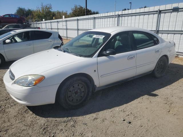  Salvage Ford Taurus