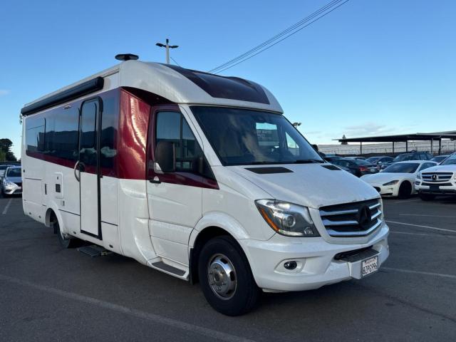  Salvage Mercedes-Benz Sprinter