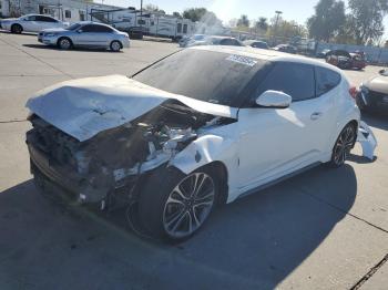  Salvage Hyundai VELOSTER