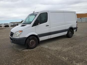  Salvage Mercedes-Benz Sprinter