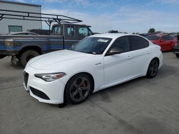  Salvage Alfa Romeo Giulia