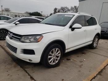  Salvage Volkswagen Touareg