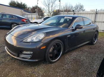  Salvage Porsche Panamera