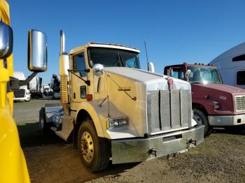  Salvage Kenworth Constructi