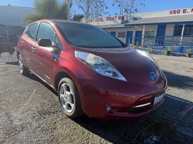  Salvage Nissan LEAF