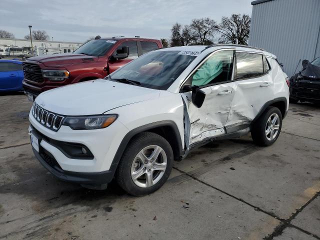  Salvage Jeep Compass