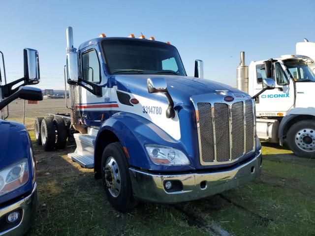  Salvage Peterbilt 579