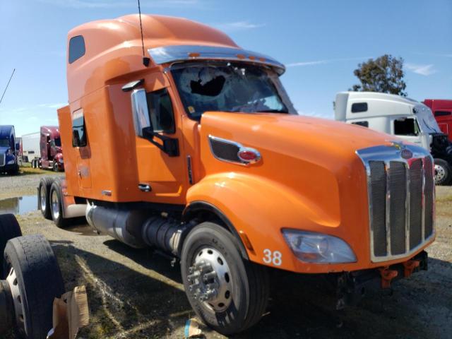  Salvage Peterbilt 579