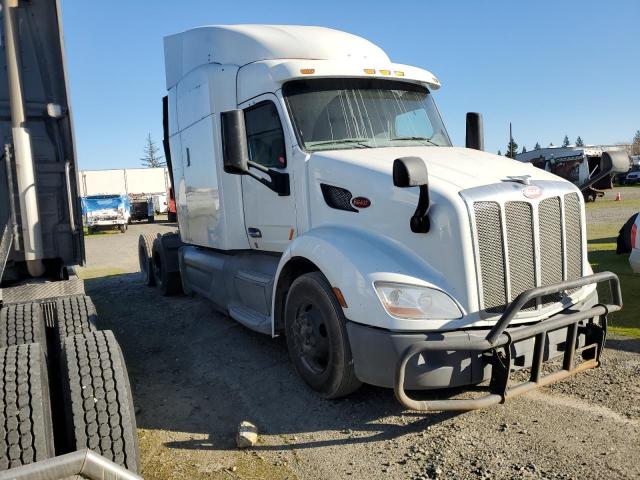  Salvage Peterbilt 579