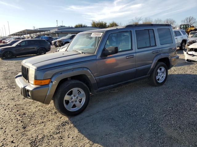  Salvage Jeep Commander