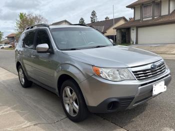  Salvage Subaru Forester