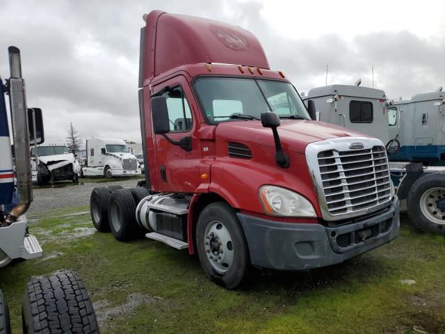  Salvage Freightliner Cascadia 1