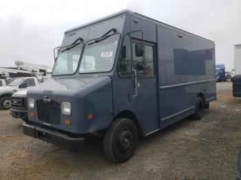  Salvage Freightliner Chassis M