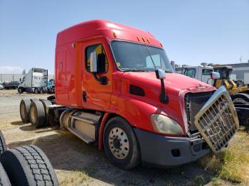  Salvage Freightliner Cascadia