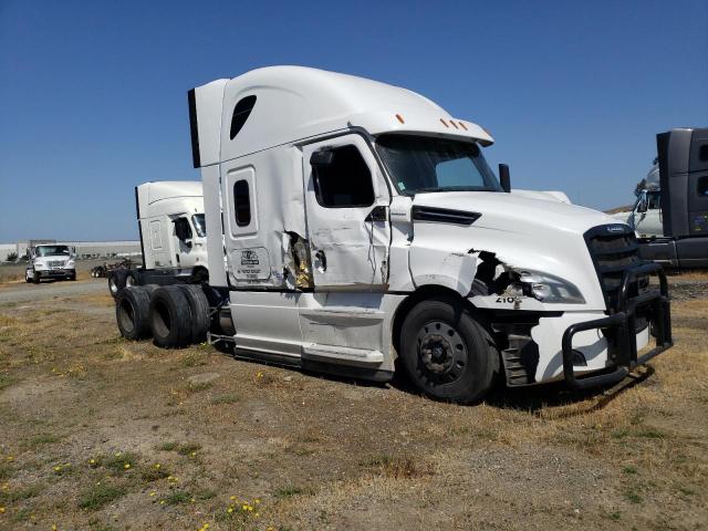  Salvage Freightliner Cascadia