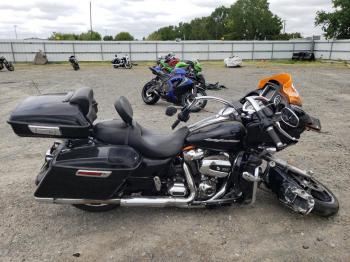  Salvage Harley-Davidson Fl