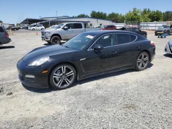  Salvage Porsche Panamera