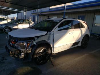  Salvage Kia Niro