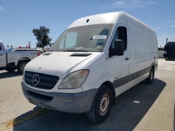  Salvage Mercedes-Benz Sprinter