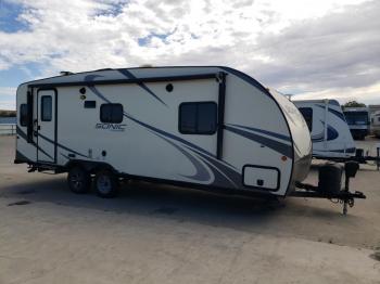  Salvage Sonic Trvtrailer
