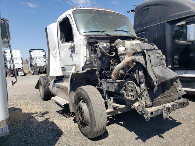  Salvage Peterbilt 579
