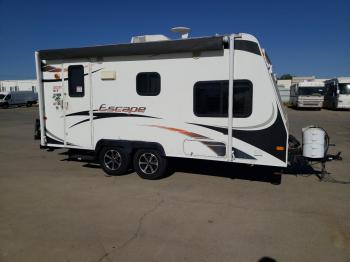 Salvage Esca Traveltrai