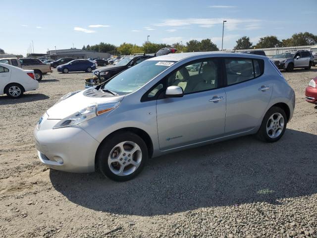  Salvage Nissan LEAF
