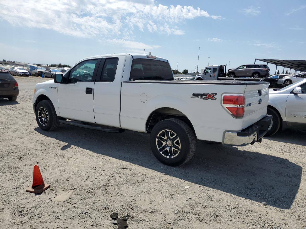 Ford F-150 Super Cab Image 5