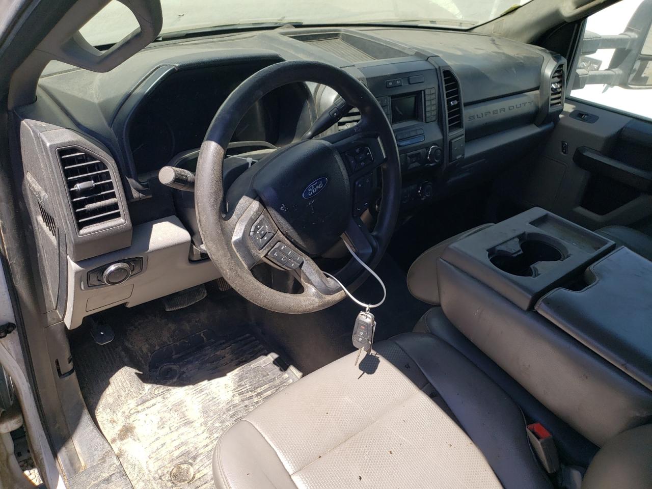 Ford F-550 Super Duty Image 9