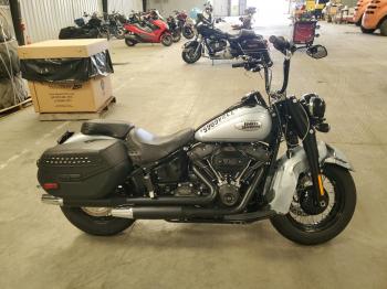  Salvage Harley-Davidson Flhcs