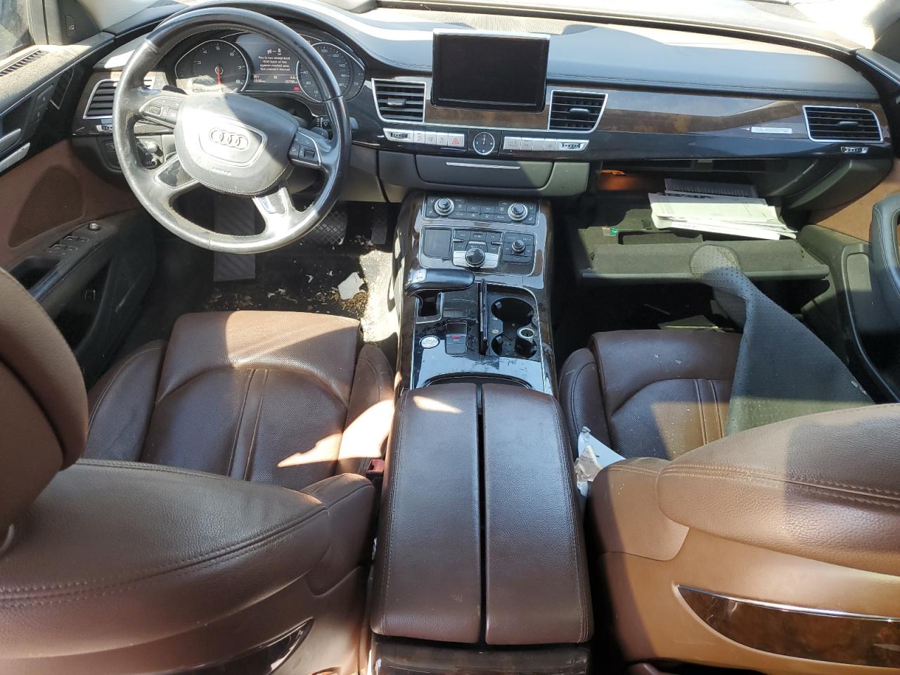 Audi A8 L Quattro Image 8