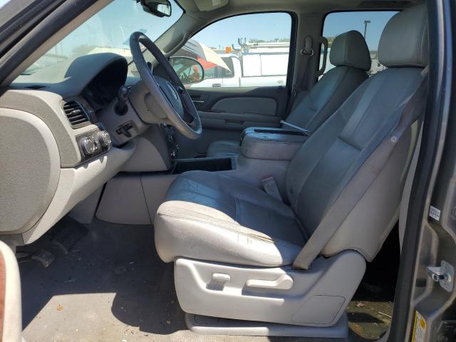 Chevrolet Suburban K1500 Image 4