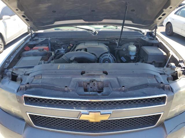 Chevrolet Suburban K1500 Image 10