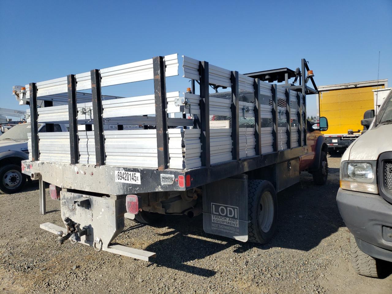 Ford F-450 Super Duty Image 2