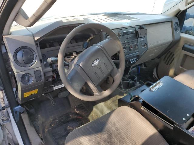 Ford F-450 Super Duty Image 4