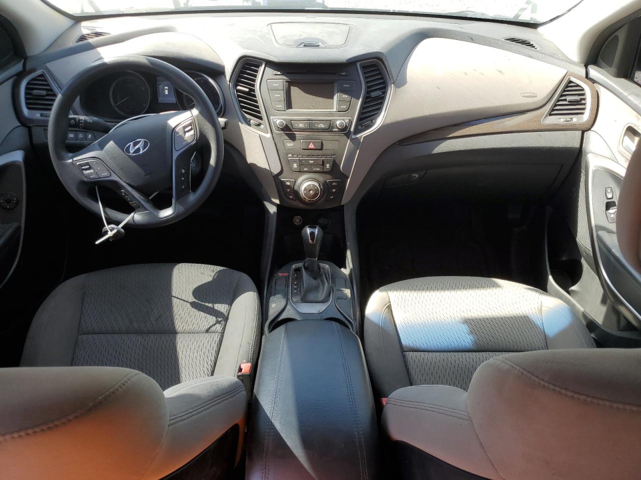 Hyundai SANTA FE Image 11