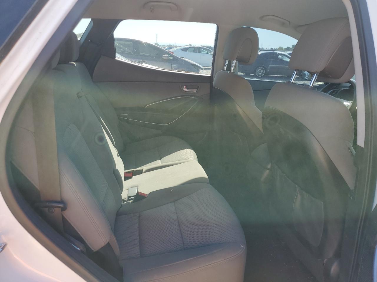 Hyundai SANTA FE Image 5