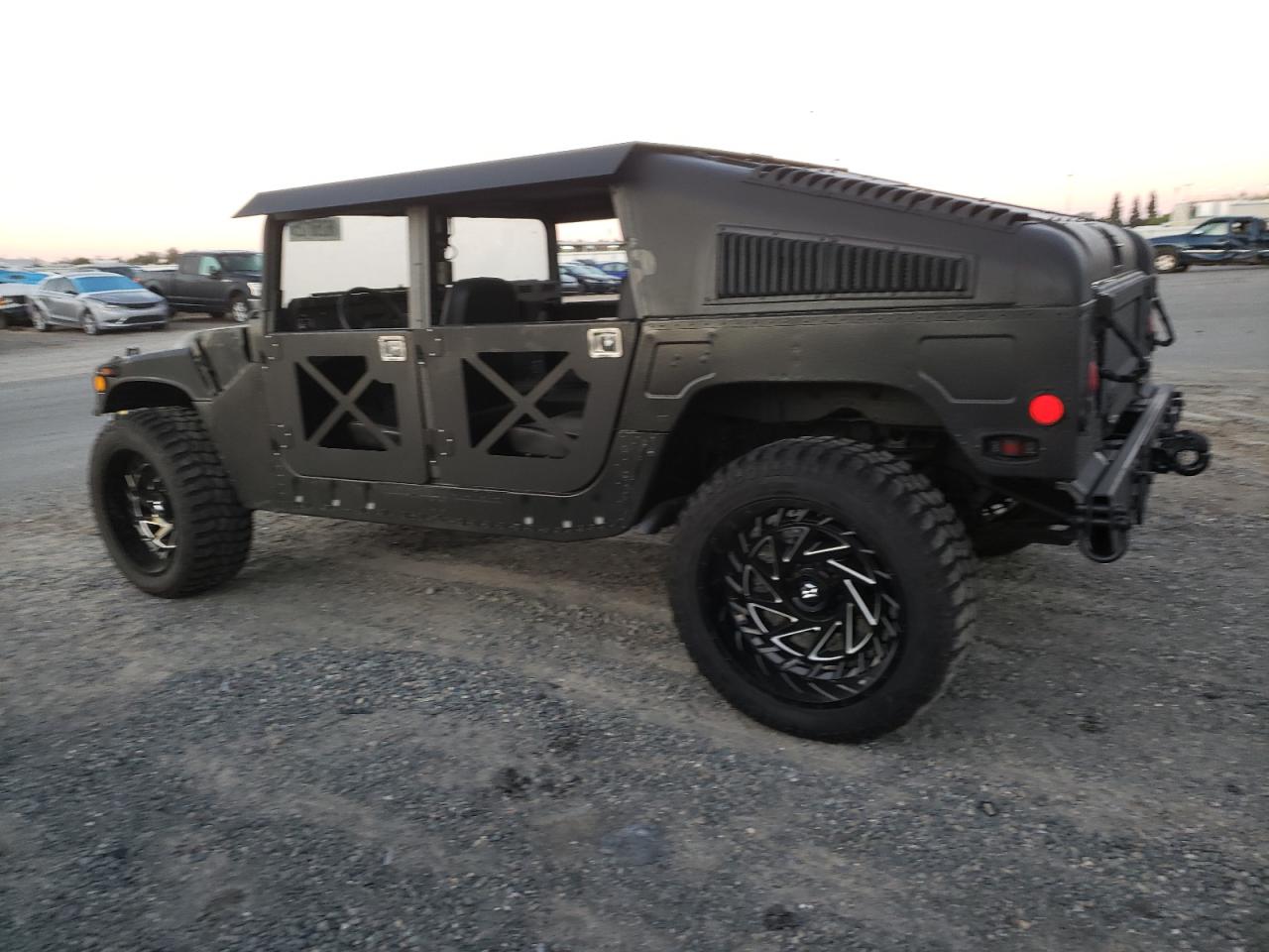 American General Hummer Image 3