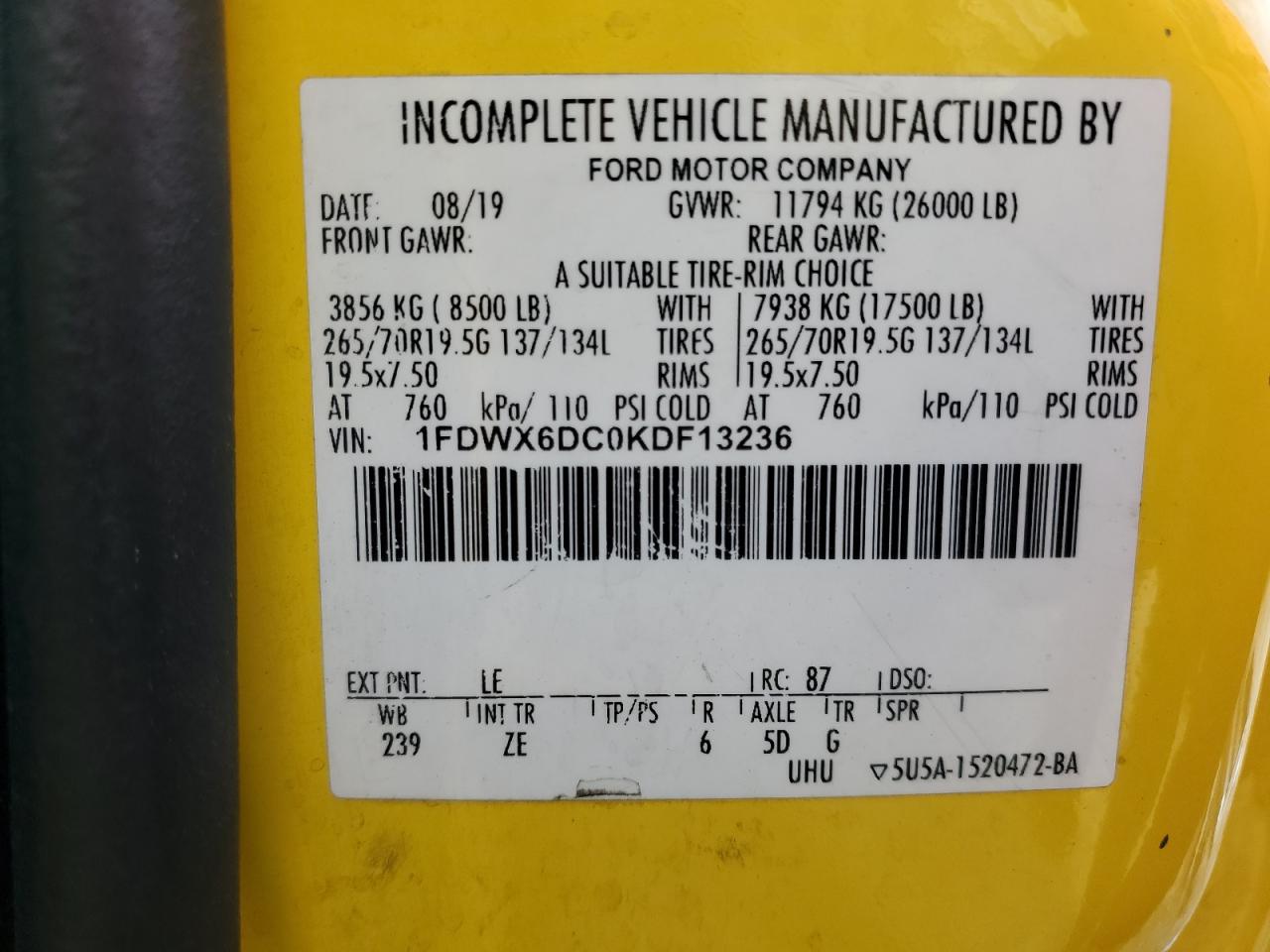 Ford F-650 Super Duty Image 9