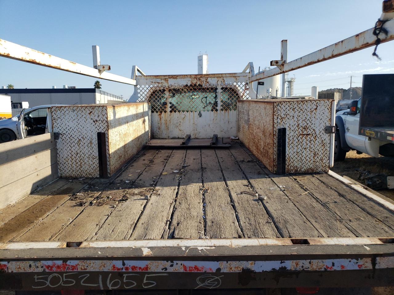 Ford F-450 Super Duty Image 8