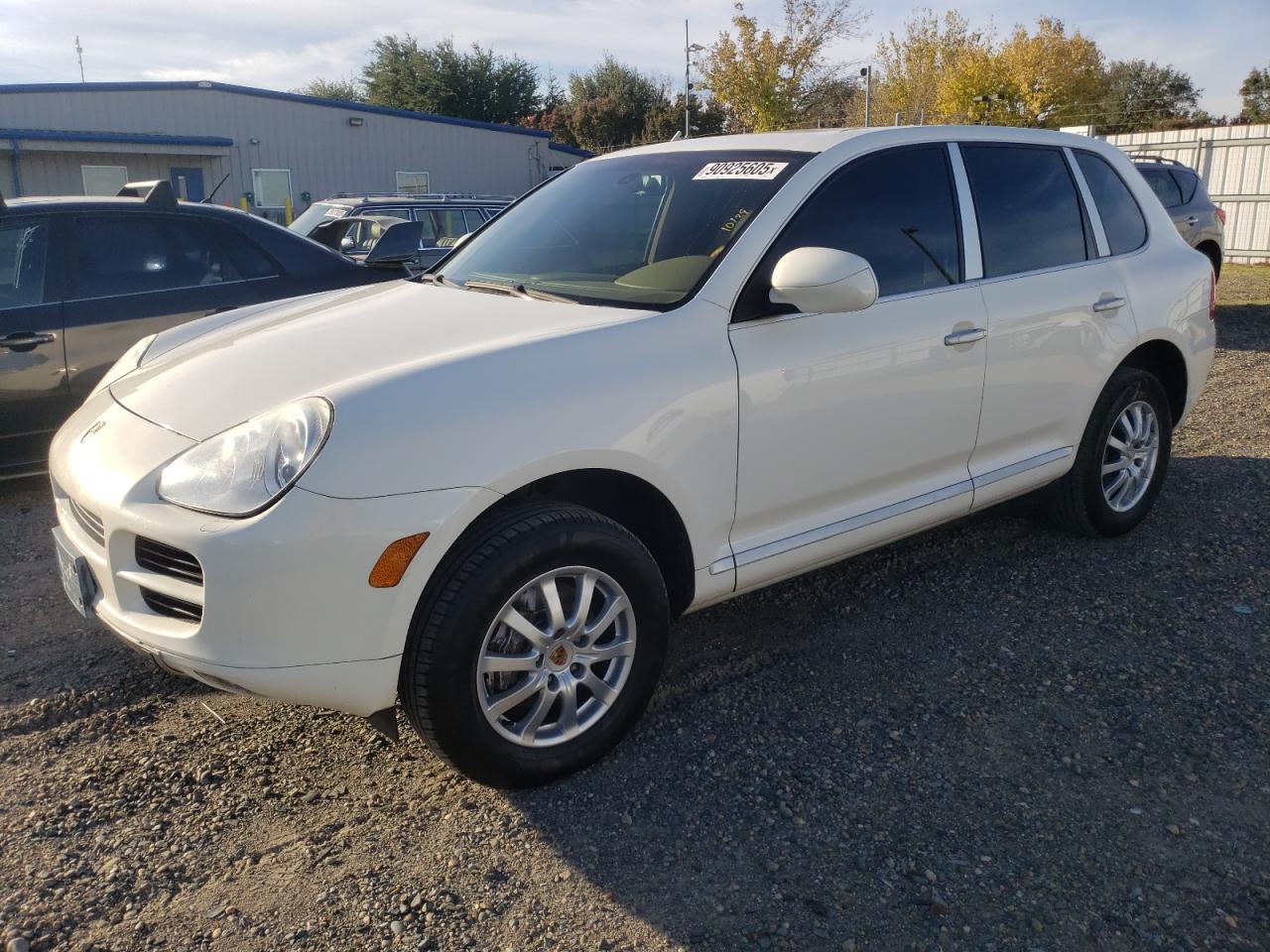 Porsche Cayenne Image 1