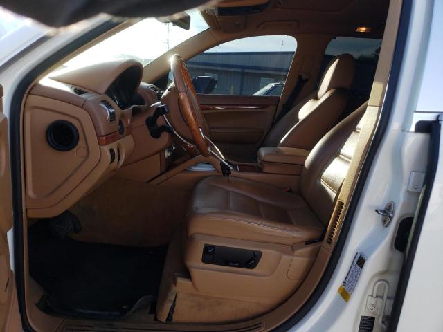 Porsche Cayenne Image 8