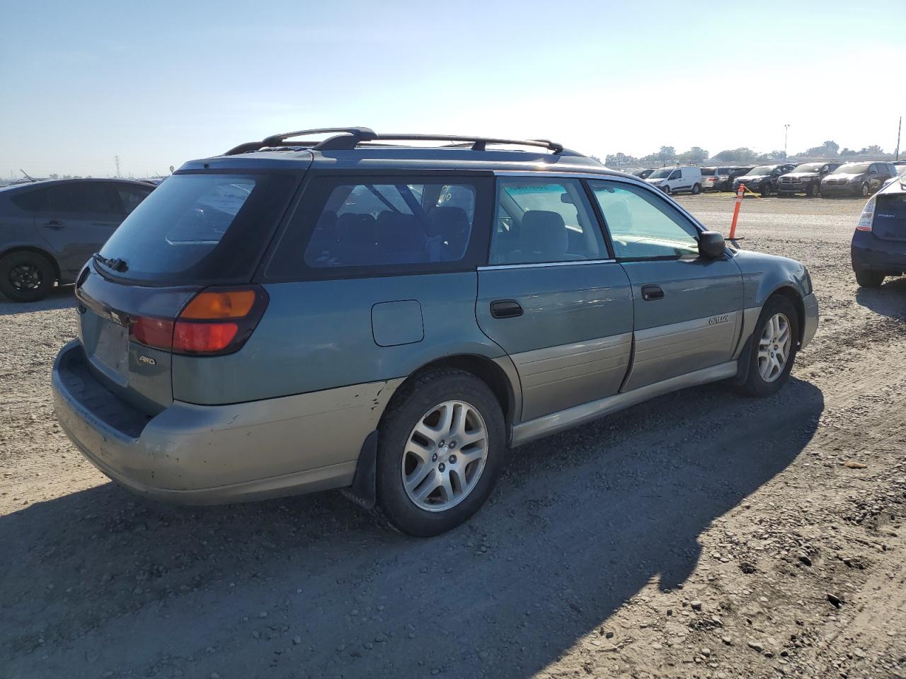 Subaru Legacy Outback Image 13