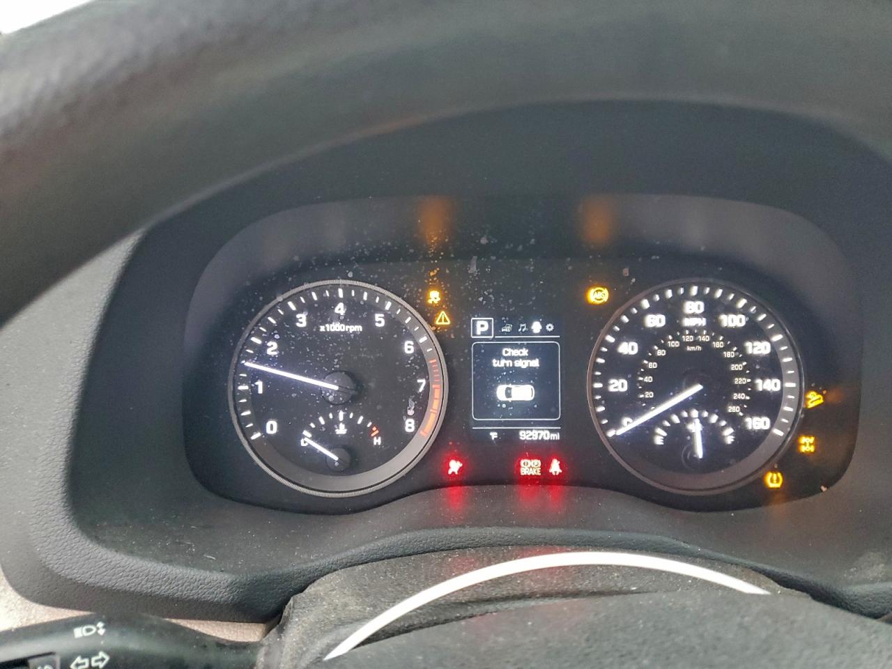 Hyundai TUCSON Limited Image 12