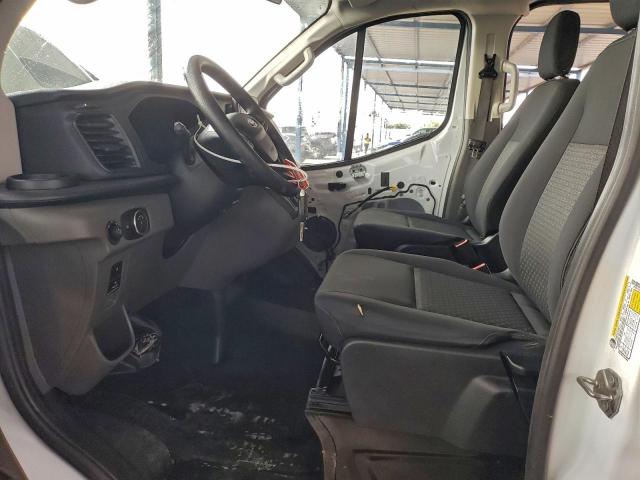 Ford Transit T-250 Image 6