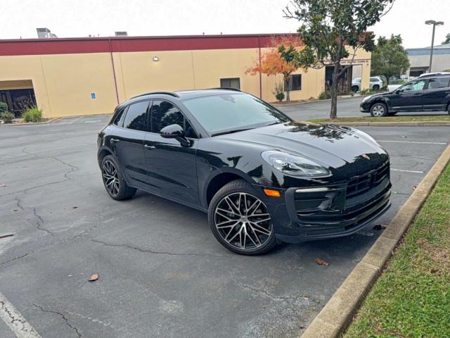  Salvage Porsche Macan Base