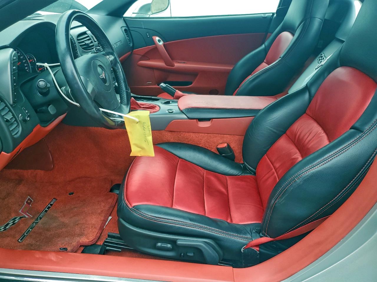 Chevrolet Corvette Image 6